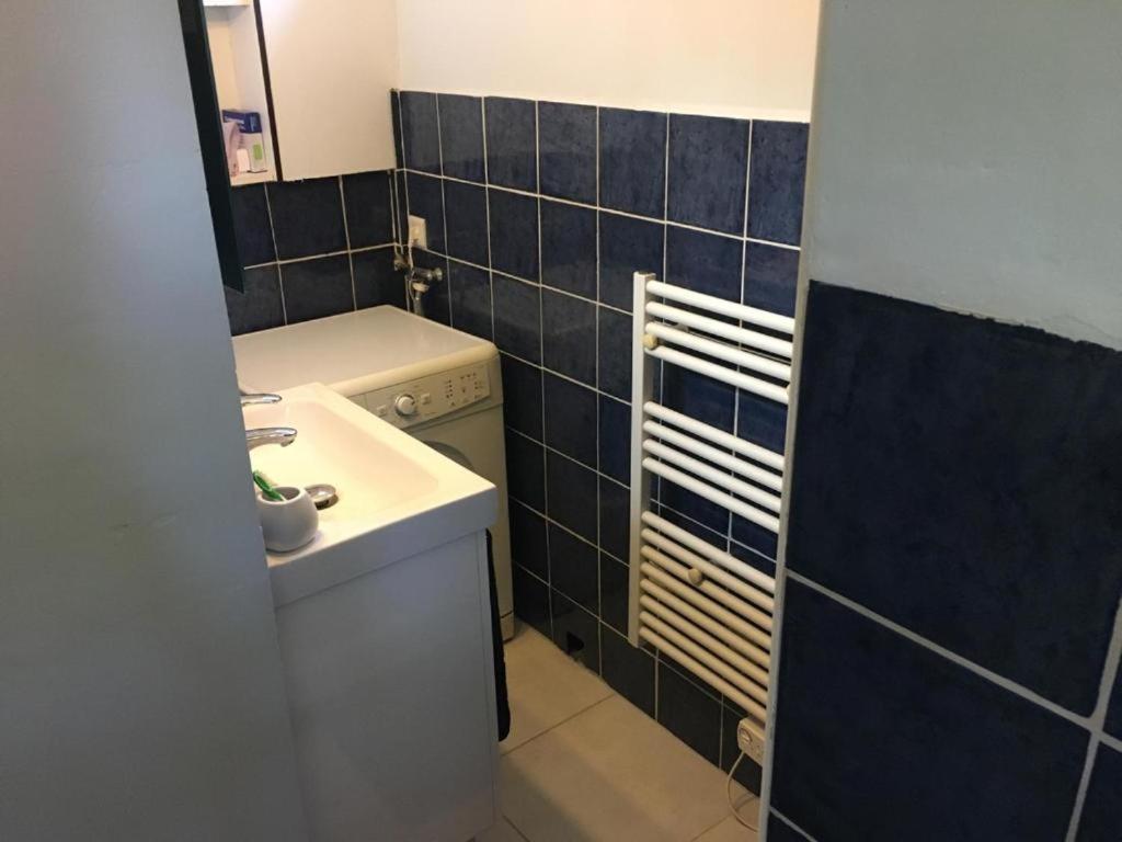 Tomel Apartment Тулон Екстериор снимка